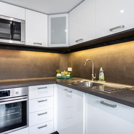 Hypercentre: Apartment Near Station With Parking Лилль Экстерьер фото